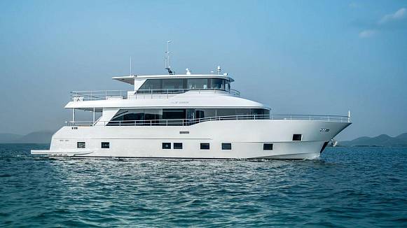 NOMAD 75 SUV yacht
