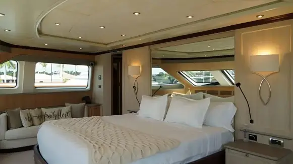 PAPAITO yacht