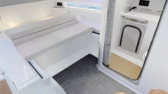  DE ANTONIO D32 yacht