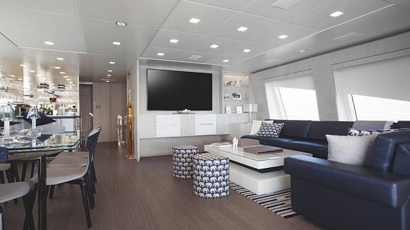 'H yacht