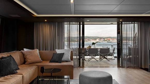 SUNREEF 80 SAILING yacht