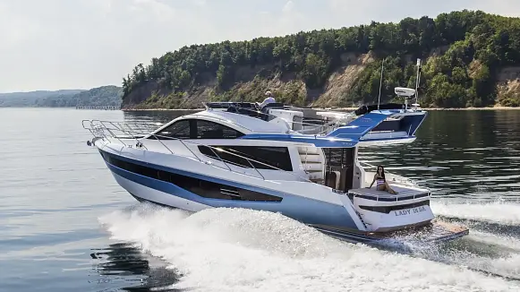 GALEON 550 FLY yacht