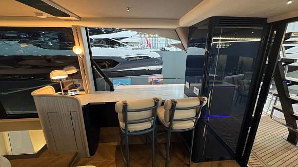 GALEON 640 FLY yacht