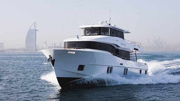 Nomad 70 SUV yacht