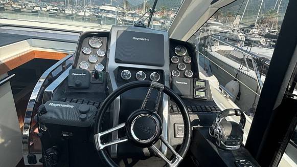 GALEON 445 HTS yacht