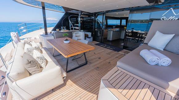 SUNREEF 60 SAILING yacht