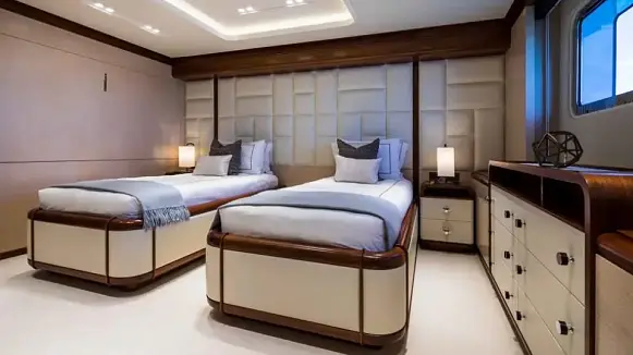 CALEX yacht