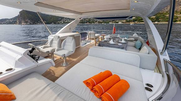 BELLA KATRIN yacht