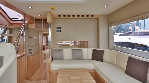 NOMAD 65 yacht