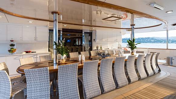 LEGEND yacht