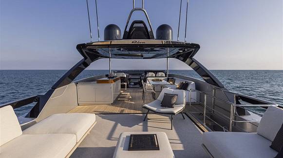 90’ RIVA ARGO yacht