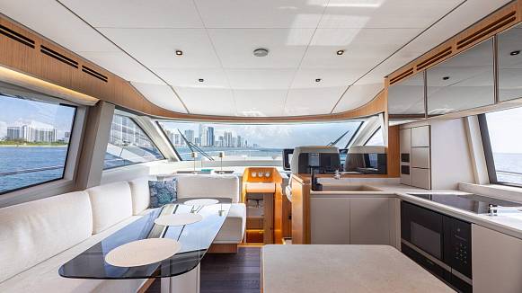 KATRIN I yacht