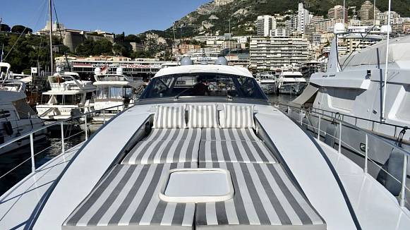 LEOPARD 23 yacht