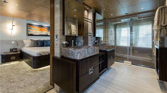 RUYA yacht