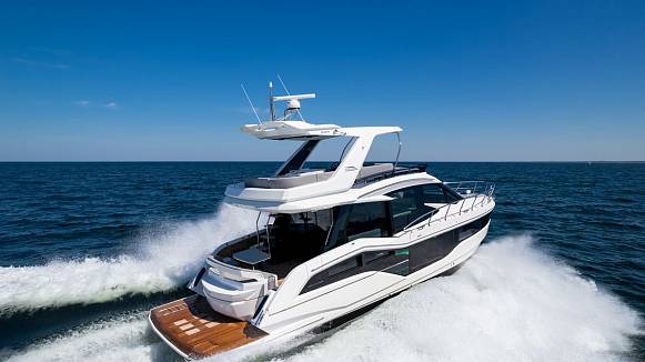 GALEON 500 FLY yacht