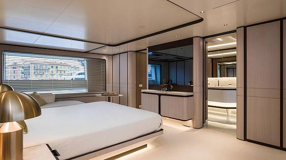 PERLA BIANCA yacht