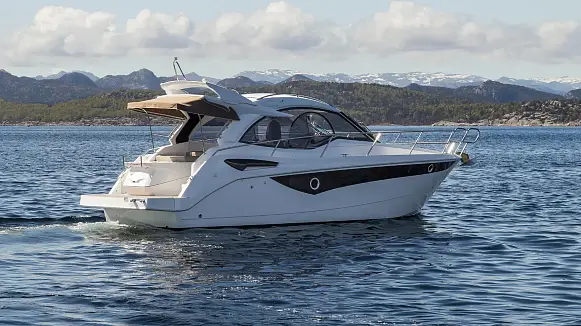GALEON 305 HTS yacht