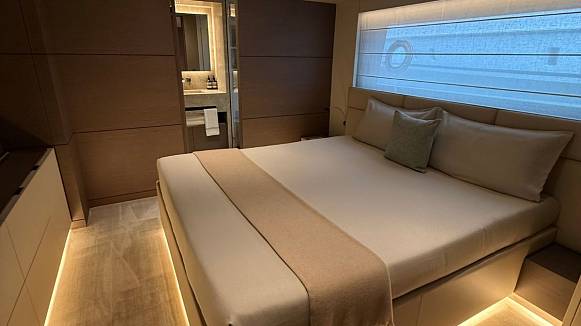 ALBUS yacht