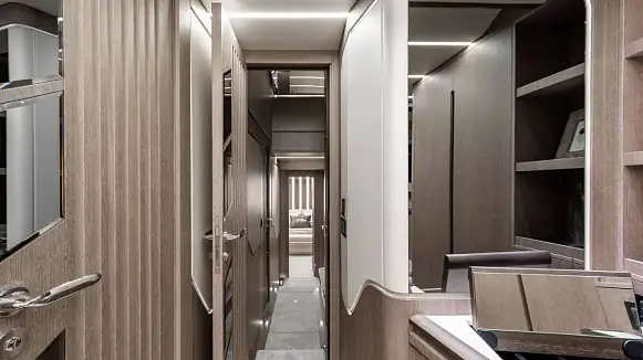 GALEON 800 FLY yacht