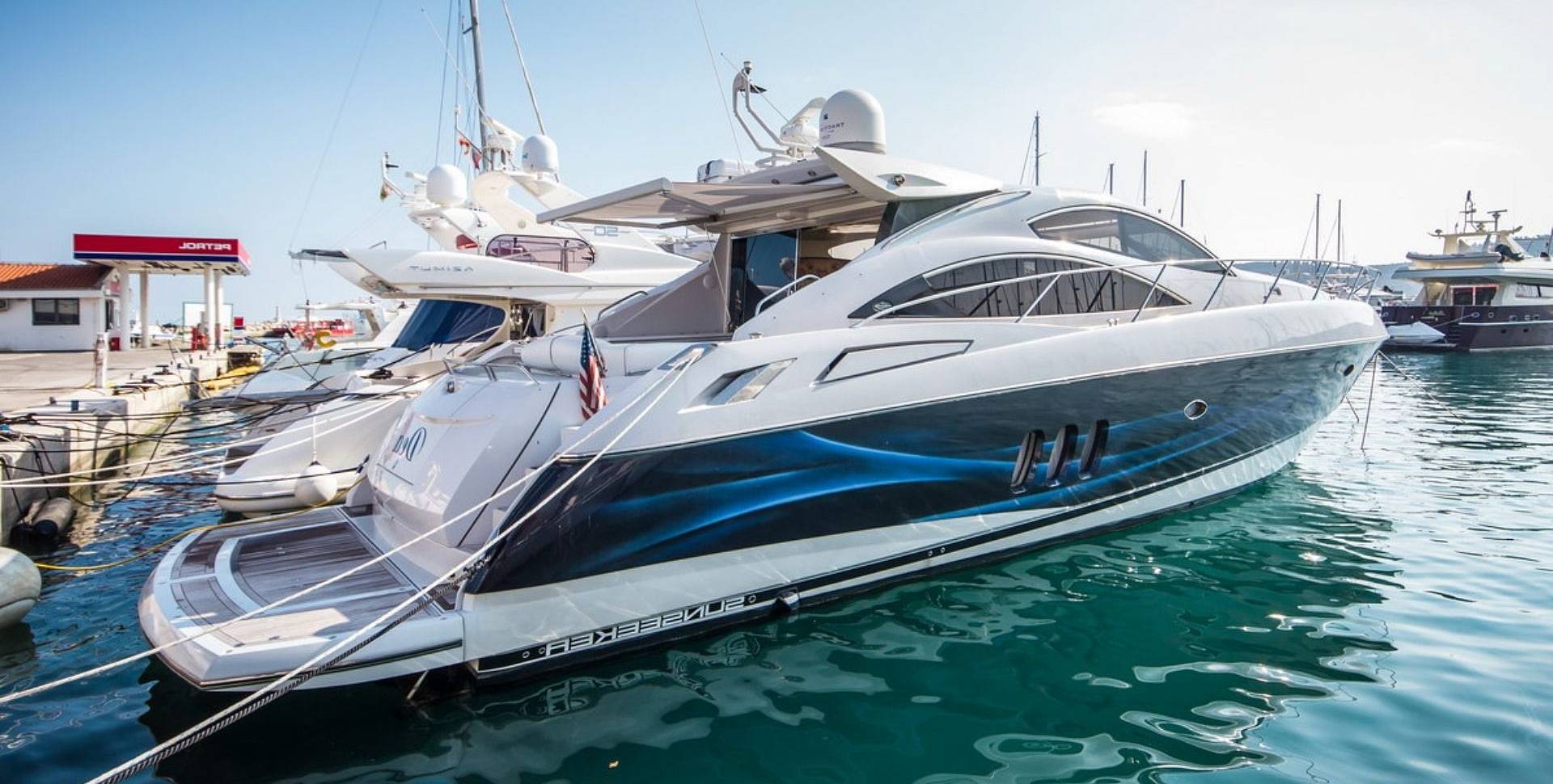 Sunseeker Predator 62 yacht