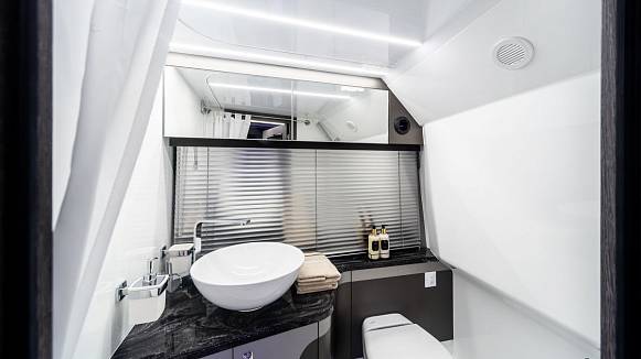 GALEON 325 GTO yacht