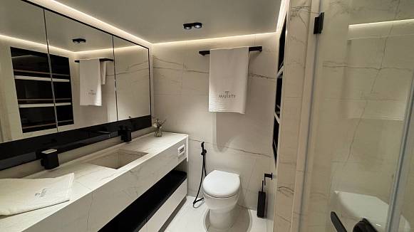 MAJESTY 112 TERRACE yacht