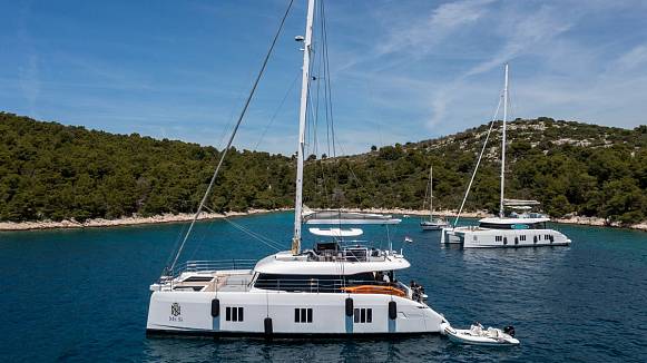 SUNREEF 60 SAILING yacht