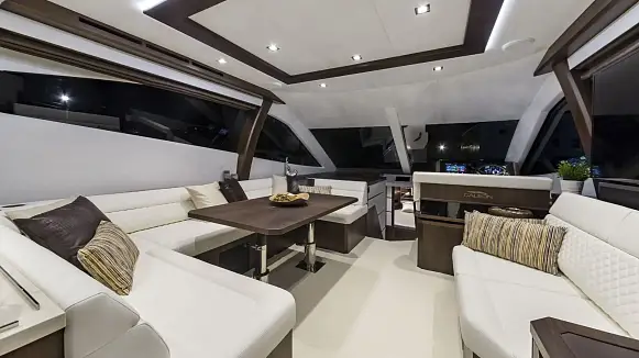 GALEON 550 FLY yacht
