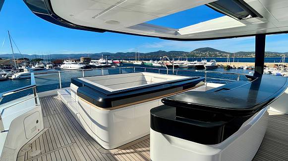 PERLA BIANCA yacht