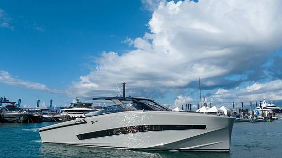 FIART P58 yacht