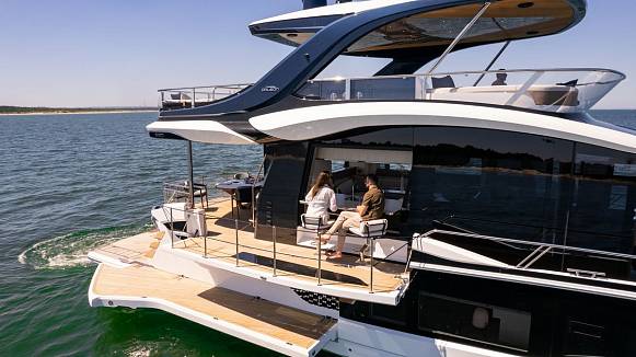 GALEON 620 FLY yacht