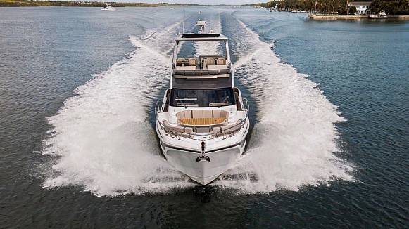 GALEON 520 FLY yacht