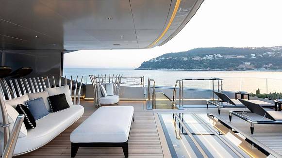 SARASTAR yacht
