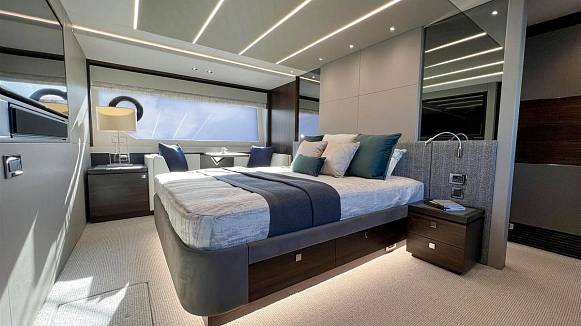 SUNSEEKER 76 yacht