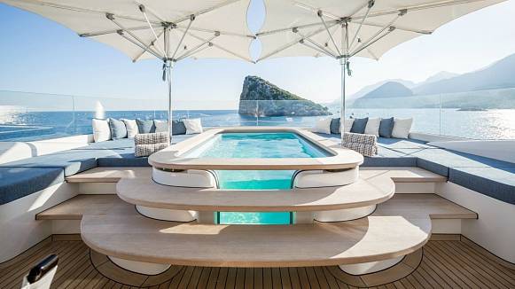 RUYA yacht