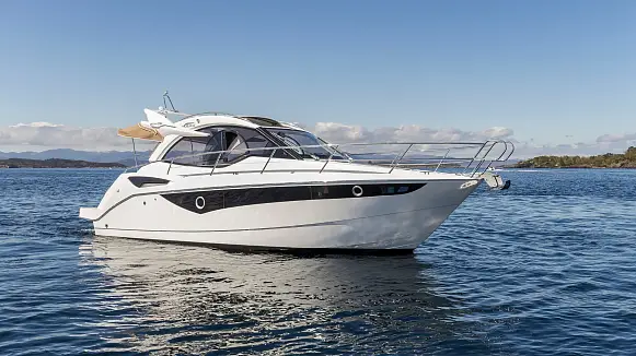 GALEON 305 HTS yacht