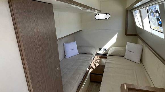 ABSOLUTE 62 FLY yacht