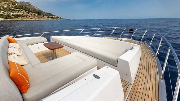 BELLA KATRIN yacht