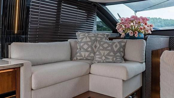 FAIRLINE 65 GTO yacht