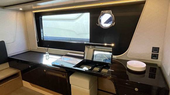 ABSOLUTE 62 FLY yacht