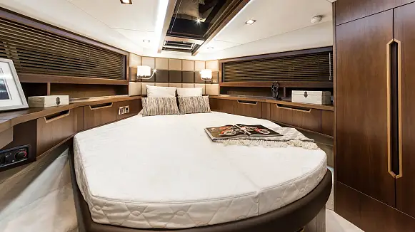 GALEON 420 FLY yacht