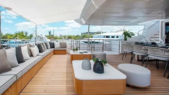 EMINA yacht
