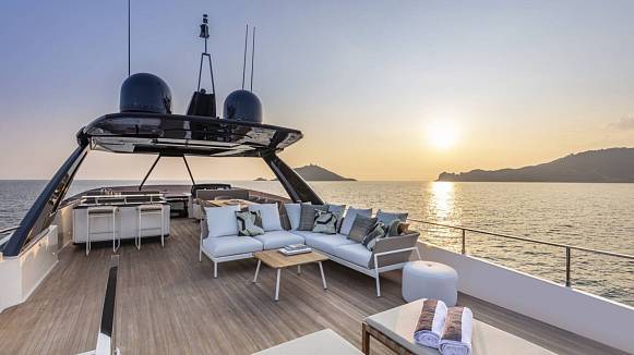 PIOLA yacht