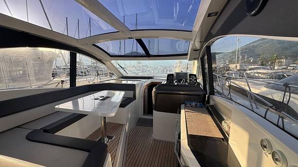 GALEON 445 HTS yacht