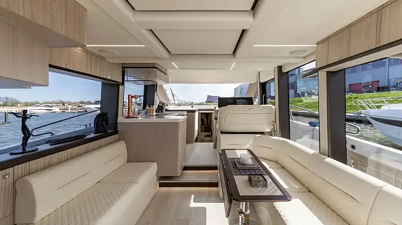 GALEON 440 FLY yacht