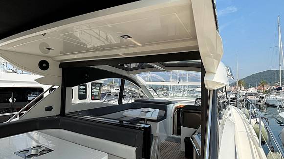 GALEON 445 HTS yacht