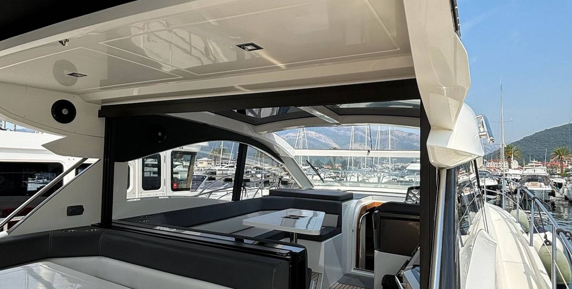 GALEON 445 HTS yacht