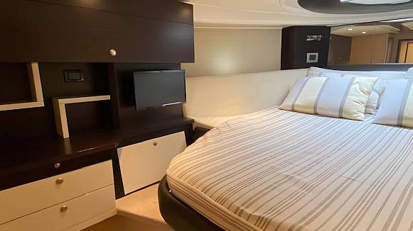CRANCHI ATLANTIQUE 43 yacht