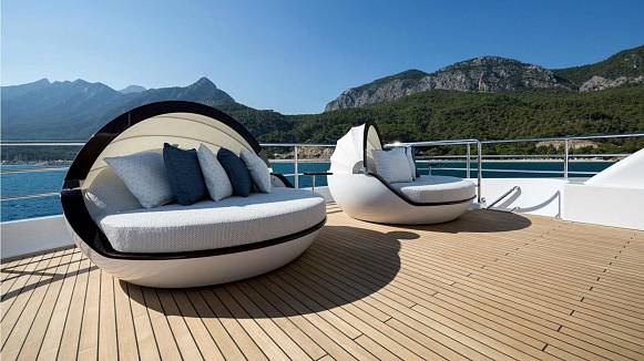 RUYA yacht
