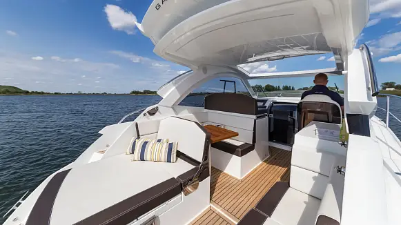 GALEON 335 HTS yacht